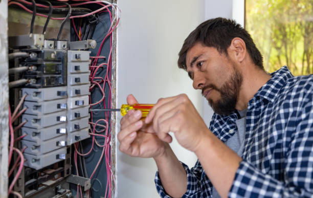 Best Affordable Emergency Electrician  in Windsor, PA